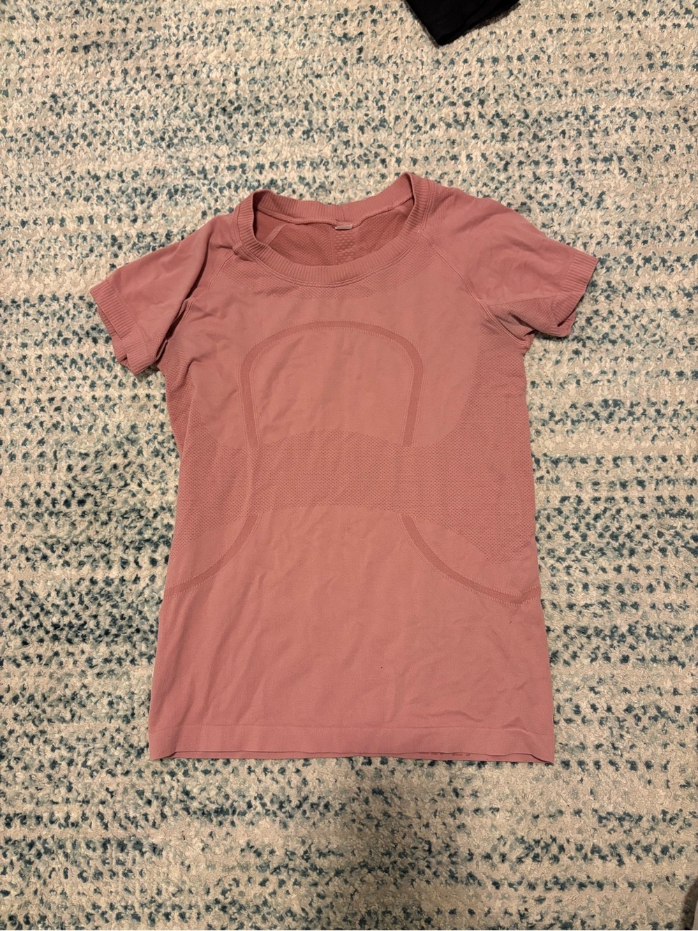 Lululemon Swiftly Tech Pink Size 4 Full Length Tee
